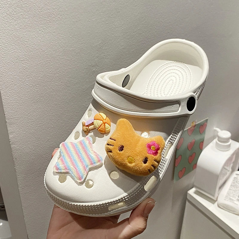 Hot Sale Hello Kitty Resin Shoe Charms Set  Cute Plush Shoe Decoration Accessories Removable Beach Vacation Style